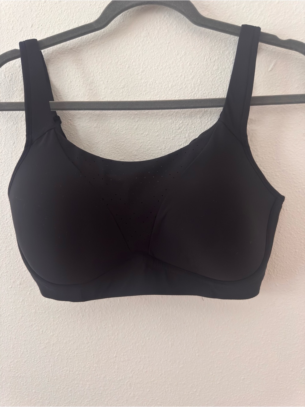 lululemon athletica Black Wireless Support Sports Bra
